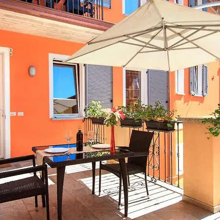 Apartments La Lombarda Centro Storico Stresa Exterior photo